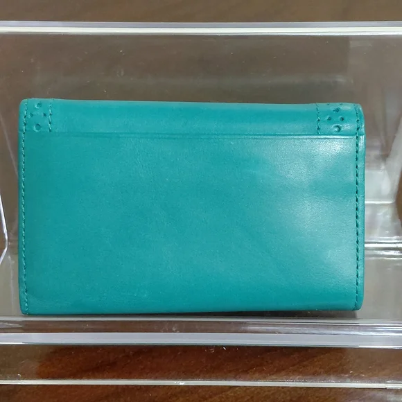 Yves Saint Laurent Leather Trifold Key Holder Case. YSL - Picture 2 of 8